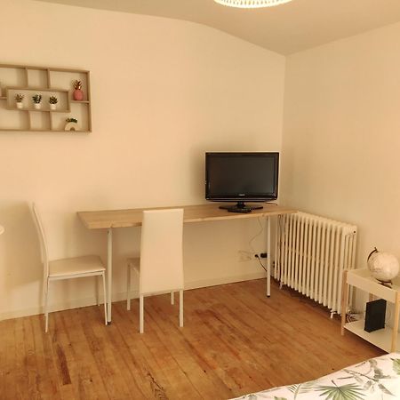 Le Comte Febus - Focalimmo Apartment Foix Exterior photo